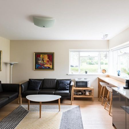 Guesthouse Akureyri - Apartments Near Down Town Buitenkant foto