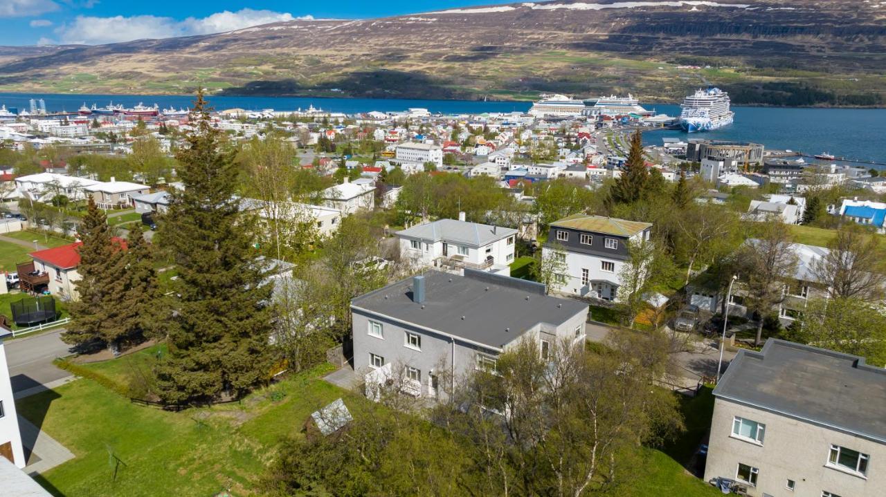 Guesthouse Akureyri - Apartments Near Down Town Buitenkant foto