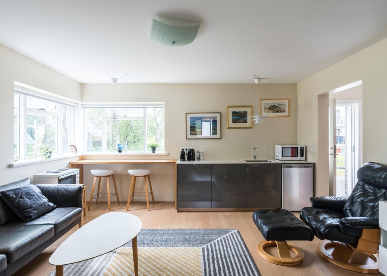 Guesthouse Akureyri - Apartments Near Down Town Buitenkant foto
